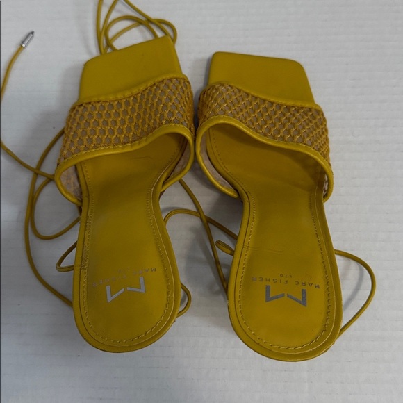 Marc Fisher LTD - Dallyn Heeled Sandal - Gold/Yellow - Size 8.5 - Good Condition - Picture 9 of 10